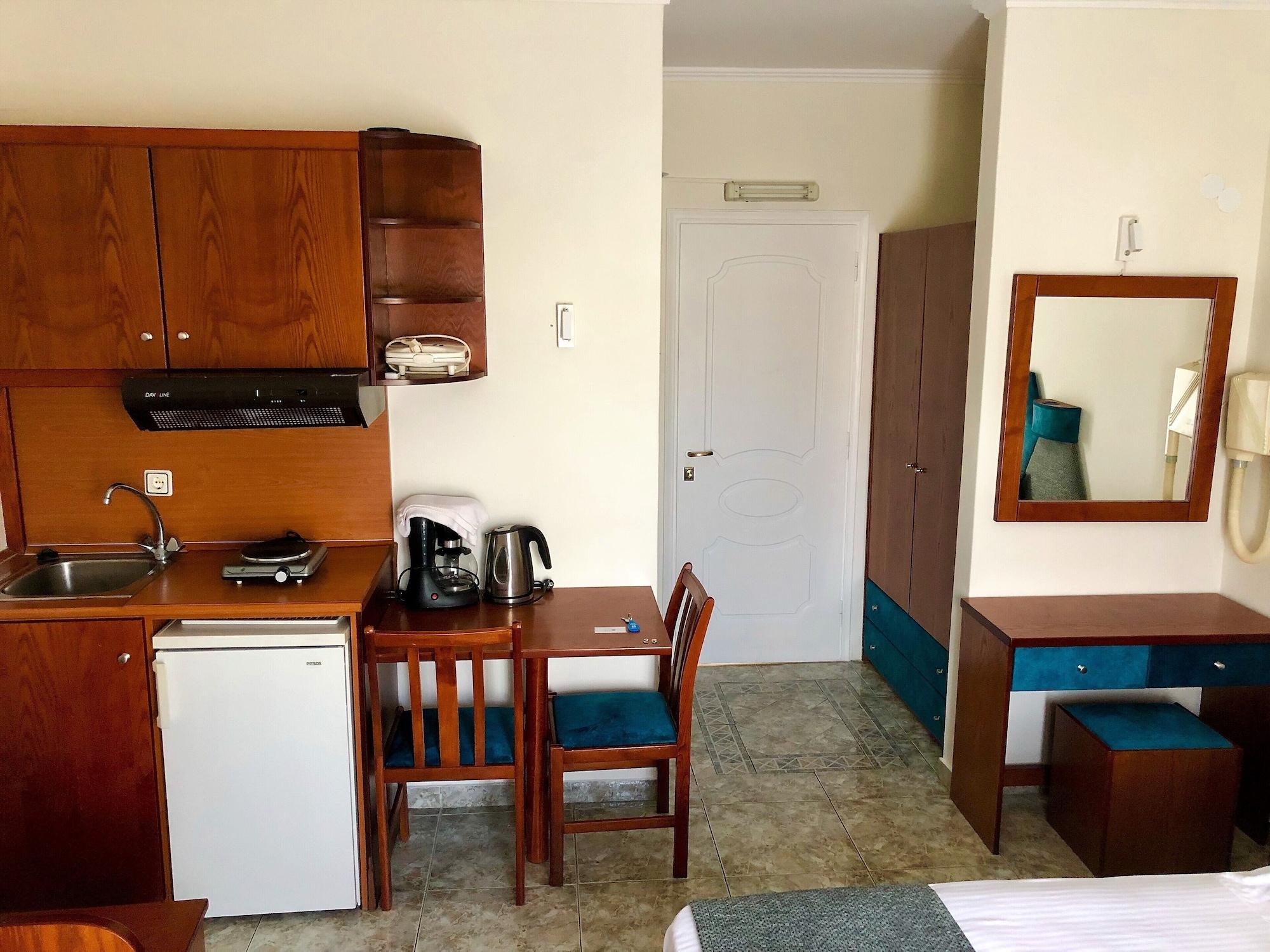 Hotel Dionysis Studios Adámas Extérieur photo