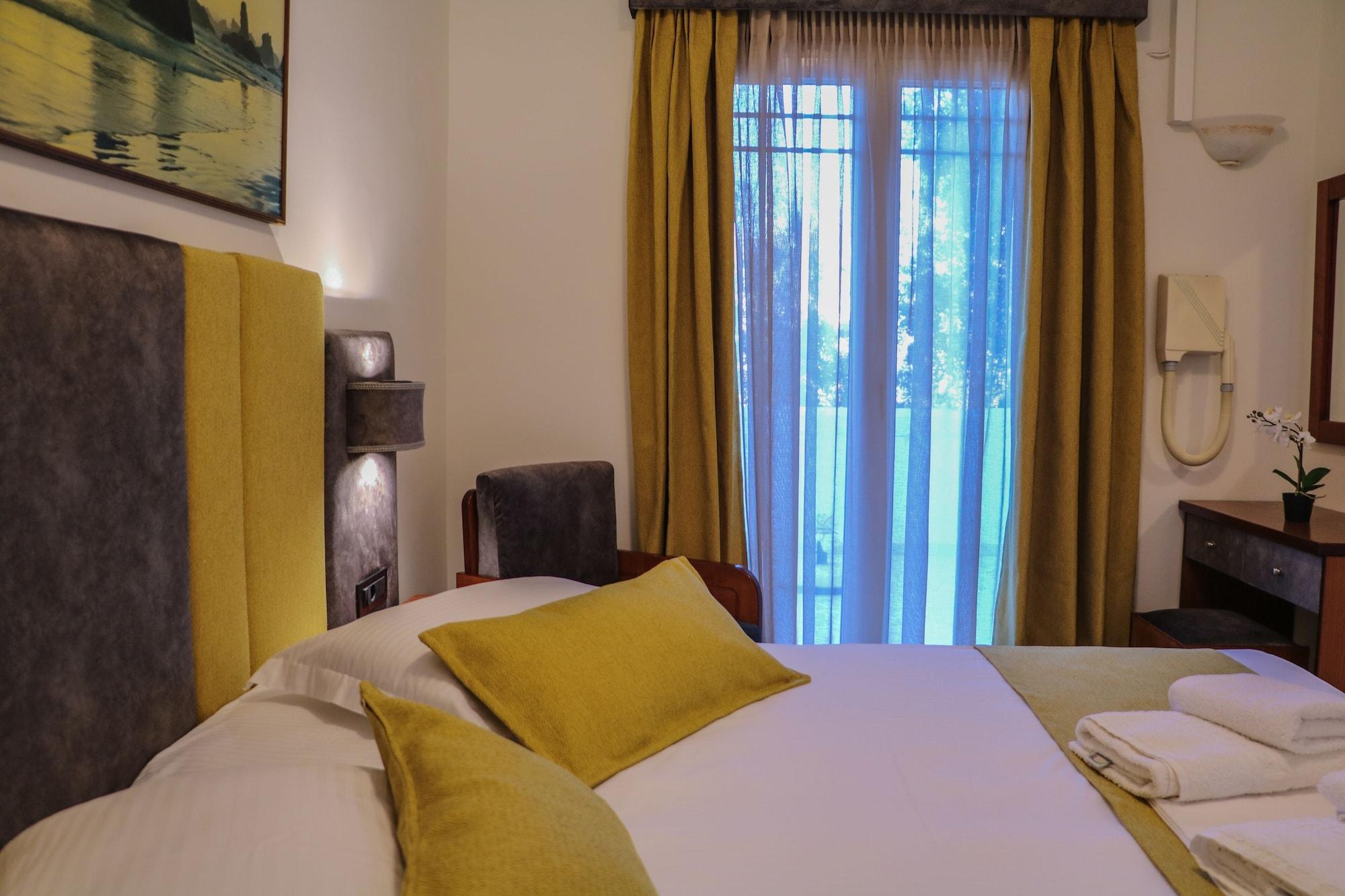 Hotel Dionysis Studios Adámas Extérieur photo