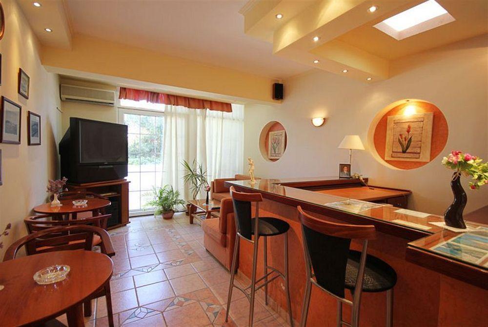 Hotel Dionysis Studios Adámas Extérieur photo